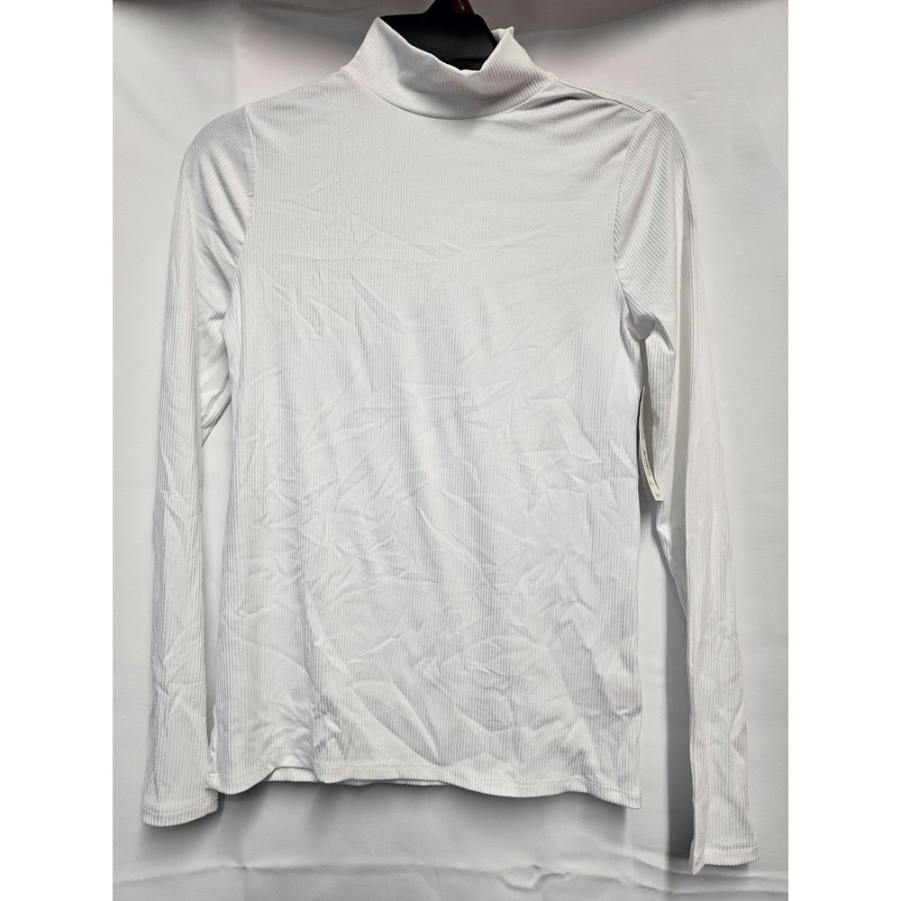Junior's No Boundaries mock turtleneck size Medium (7-9)
